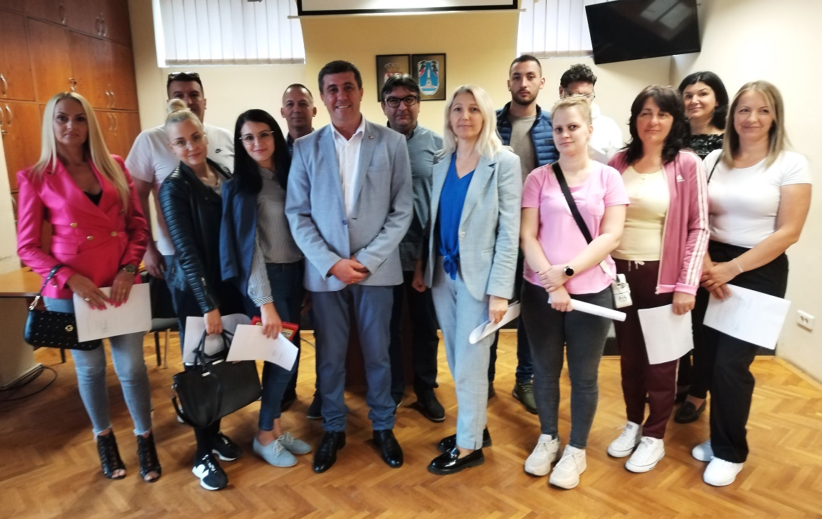 ПОДРШКА ЗА ПРЕДУЗЕТНИКЕ Vesti vlasotince.tv