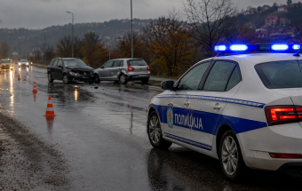 Опомена са путева: две незгоде за један дан, четворо повређених