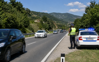 Полиција апелује на возаче: Високе температуре повећавају ризик у саобраћају