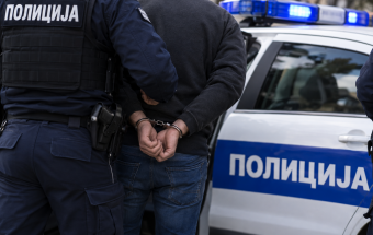 Три хапшења у две одвојене акције: Код Власотинчанина пронађен кокаин, у Црној Трави продата 21 тона дивље боровнице