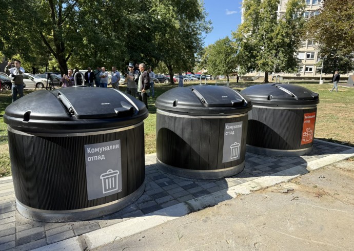 Исплаћено 12,2 милиона динара за набавку полуподземних контејнера, трошкове превоза, радове на одржавању…