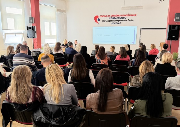 Лесковац у корак са дигитализацијом кроз учешће у обукама за „еБоловање“ и систем „ПЛАТИ“