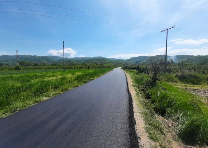 Наставља се уређење путне инфраструктуре у Лесковцу: Радови на путу ка Буковој глави и у Вучју