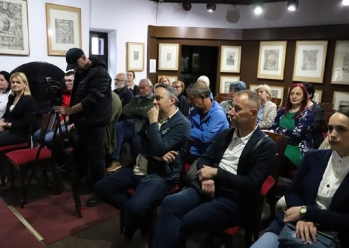 ПРЕДСТАВЉЕН РОМАН „ОТАЦ“, БОЈАНА ЉУБЕНОВИЋА