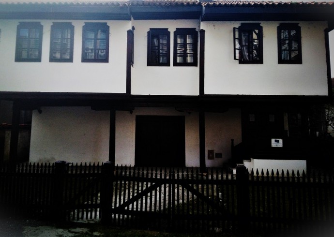 ИЗЛОЖБА ПЛАКАТА И ХУМАНОСТ НА ДЕЛУ