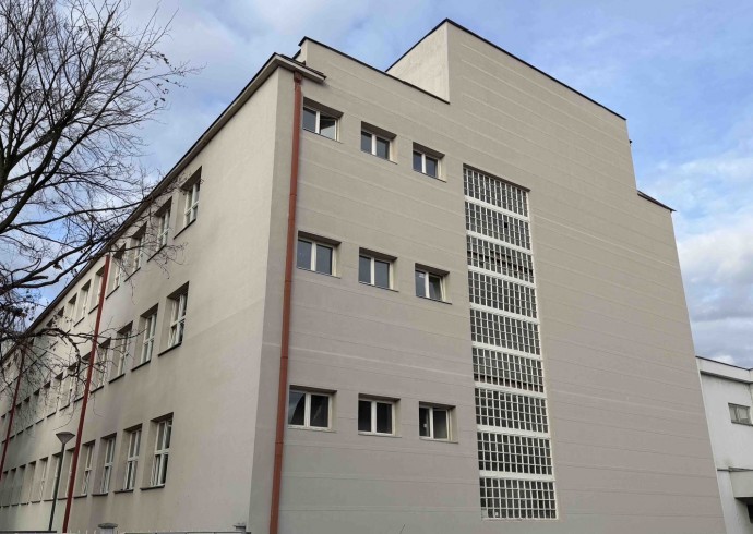 Исплаћена санација фасаде на објекту Гимназије, вршење експропријације и други трошкови