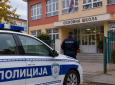 Поново лажне дојаве о бомбама у две основне школе у Лебану: Полиција прегледала објекте и потврдила да нема опасности