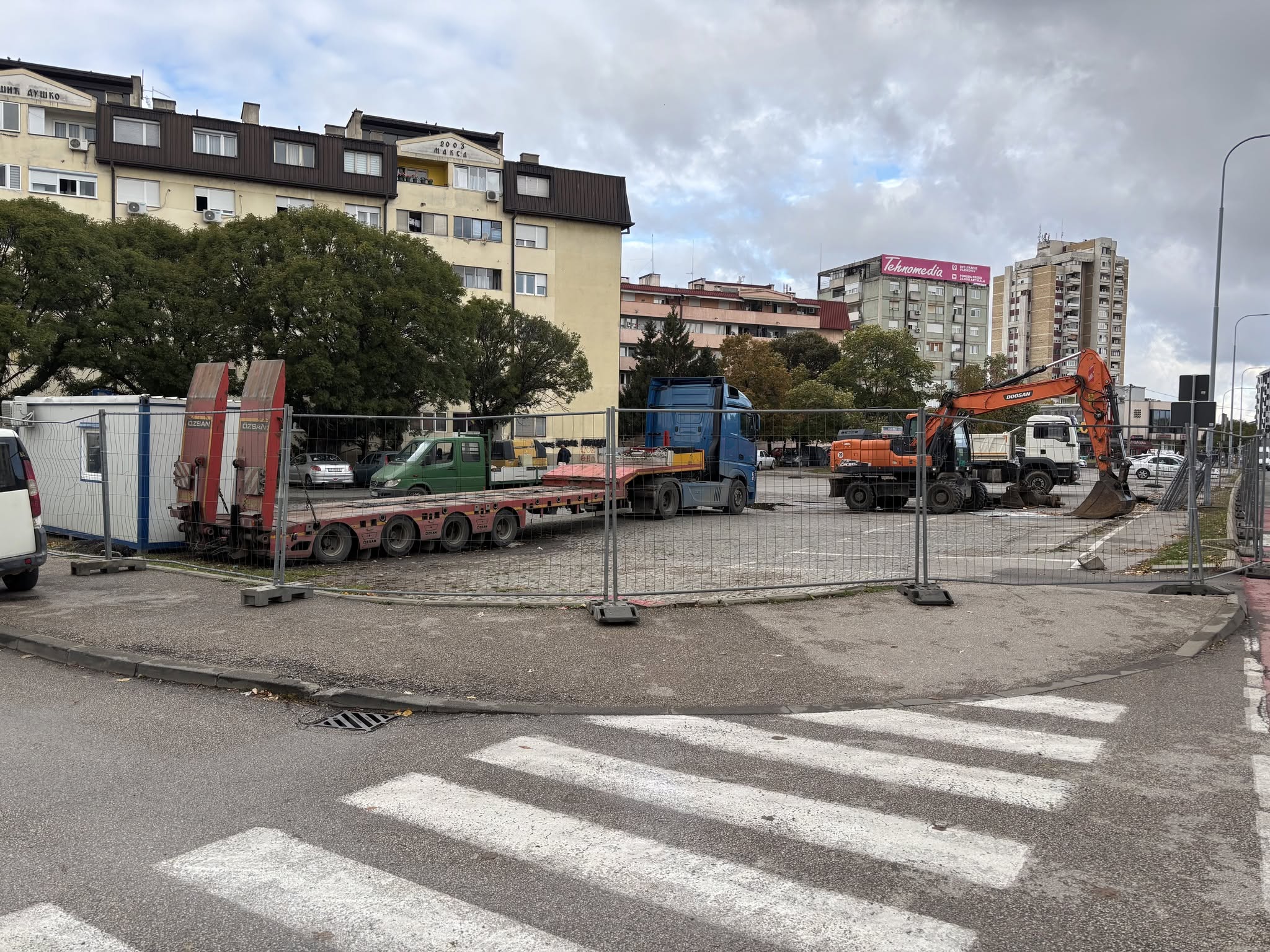 Припрема се простор старе аутобуске станице за почетак радова - 7