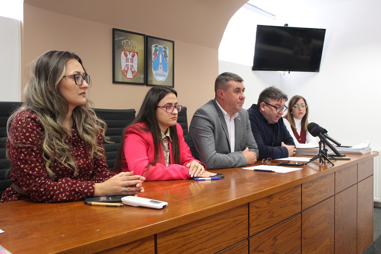 УРУЧЕНИ УГОВОРИ ЗА 38 ПРОЈЕКАТА УДРУЖЕЊА, ВЕРСКИХ И ЛОВАЧКИХ ОРГАНИЗАЦИЈА