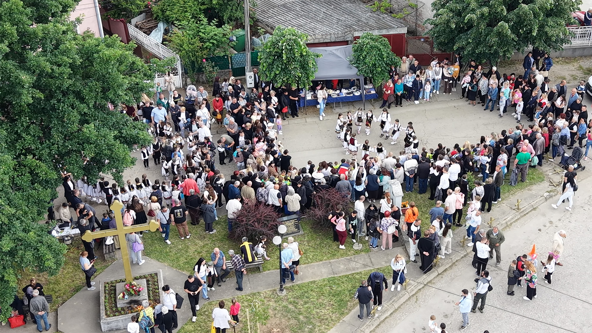 Светитељ који спаја Исток и Запад – Власотинчани прославили „летњег“ Светог Николу