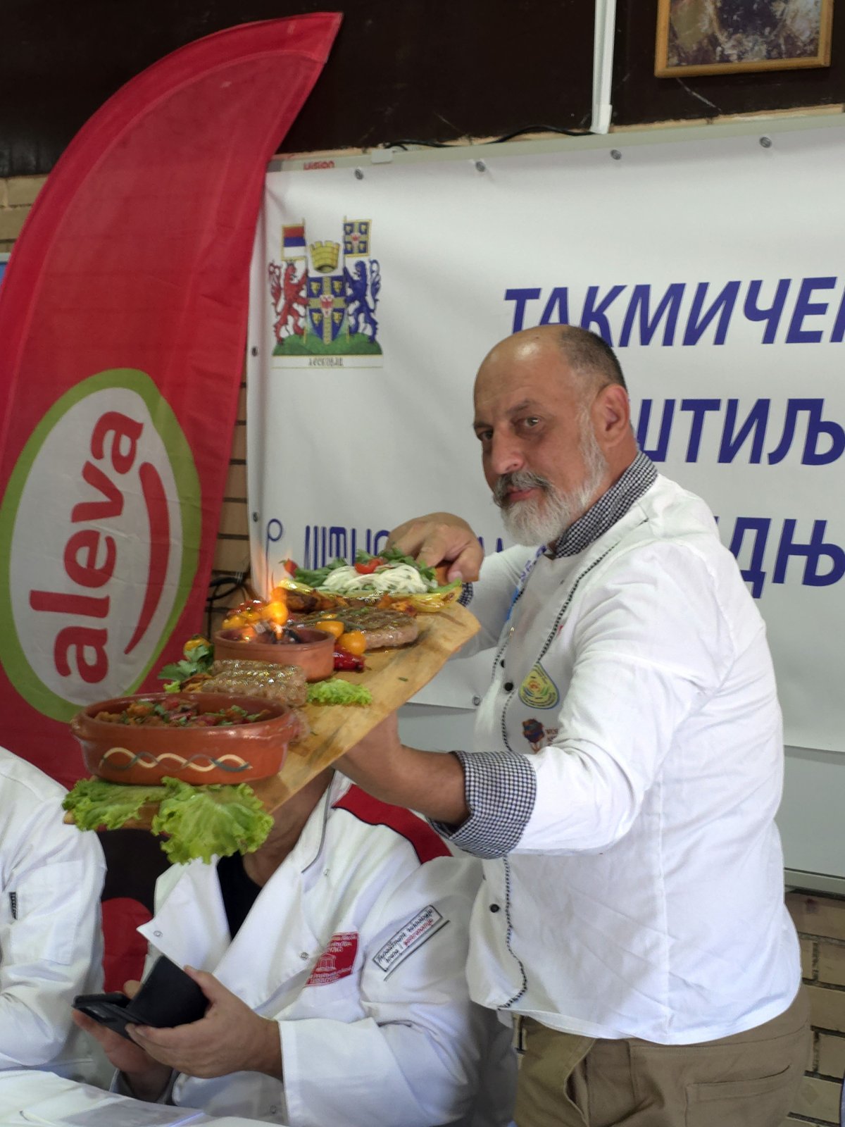 Стефан Ивановић из „Колибе“ свеукупни победник такмичења мајстора роштиља на 36. Роштиљијади