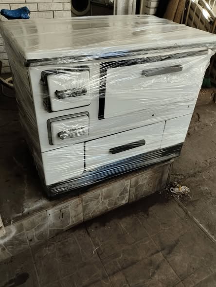На продају шпорет Врањанац